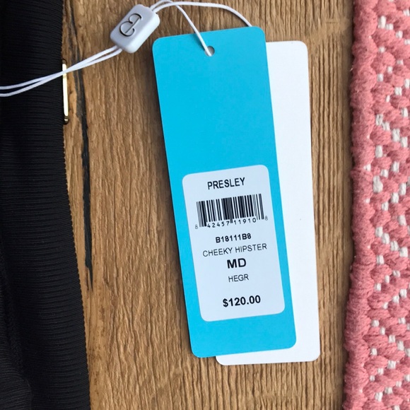 Beach bunny bottoms - Picture 2 of 4